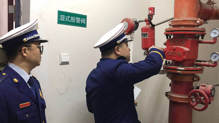 荊門市郵政管理局聯合市消防救援支隊開展聯合執法檢查