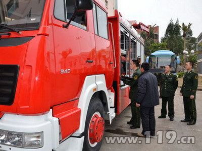 76.5萬元搶險(xiǎn)救援車裝備廣西來賓消防 圖