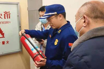 新鄉市消防救援支隊聯合多行業部門持續開展元宵節消防安全夜查行動