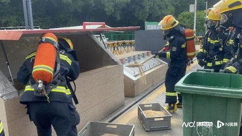 貨車行駛途中發生泄漏 車上載有15噸化學品