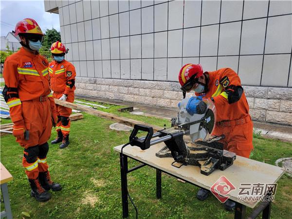 普洱消防:創新研發地震救援訓練設施 提升隊伍應急處置能力